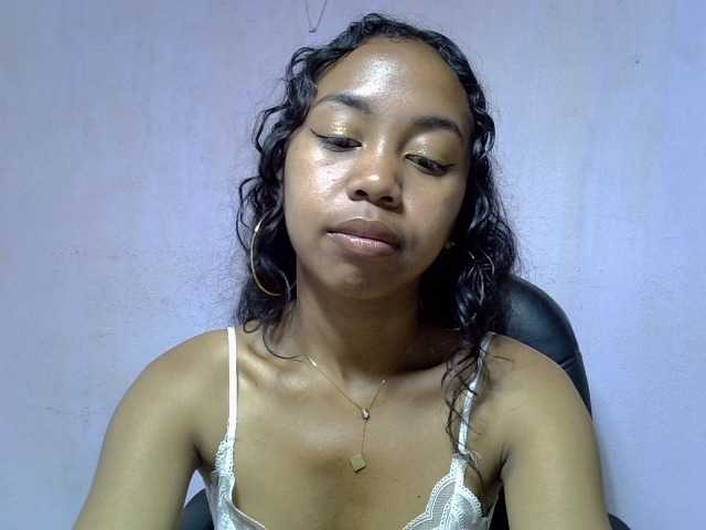 Oceane1 live cam on BongaCams