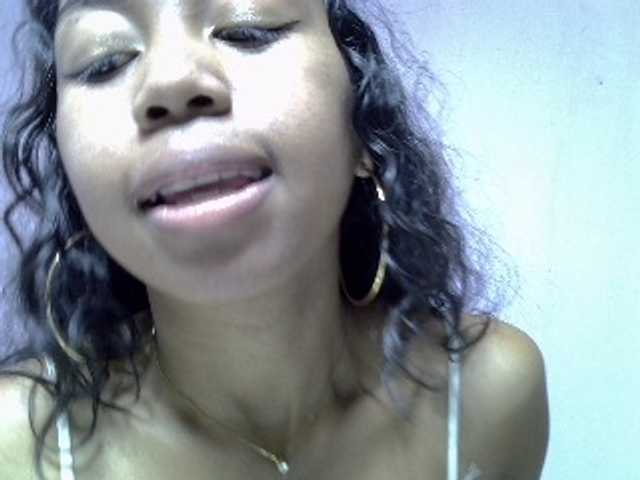 Oceane1 live cam on BongaCams