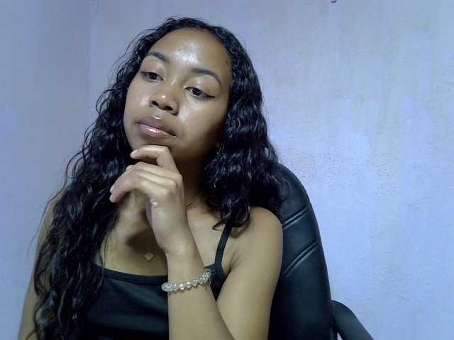 Oceane1 live cam on BongaCams