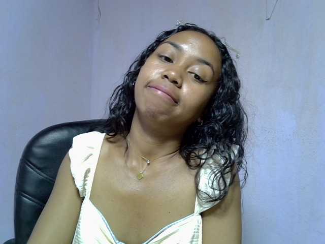 Oceane1 live cam on BongaCams
