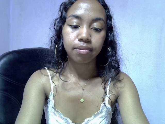 Oceane1 live cam on BongaCams