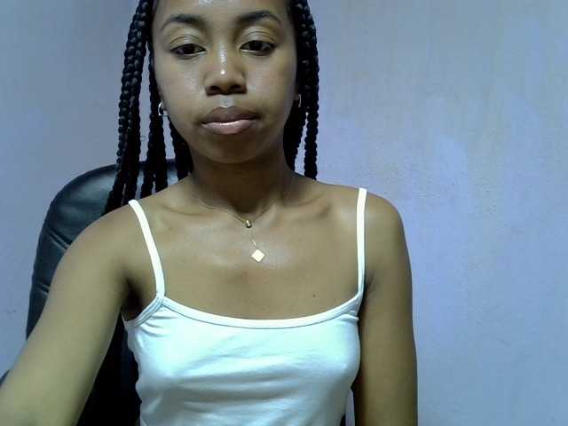 Oceane1 live cam on BongaCams