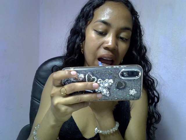 Oceane1 live cam on BongaCams