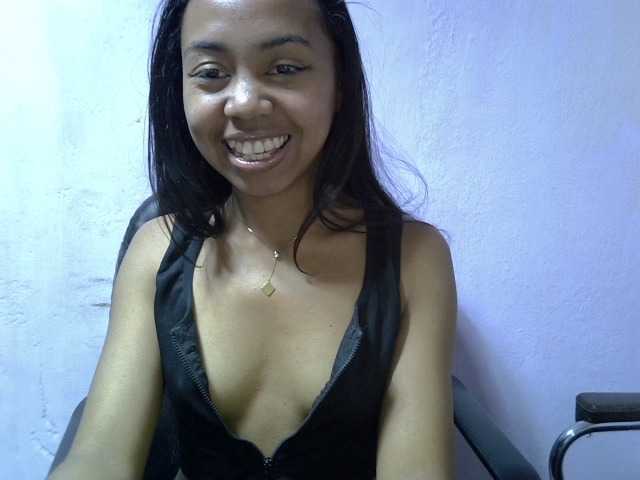 Oceane1 live cam on BongaCams