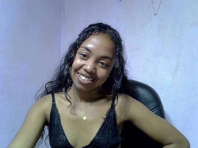 Oceane1 live cam on BongaCams