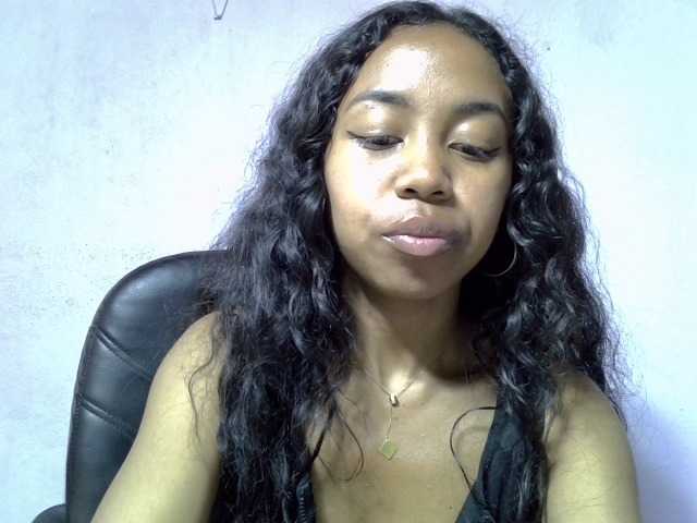 Oceane1 live cam on BongaCams