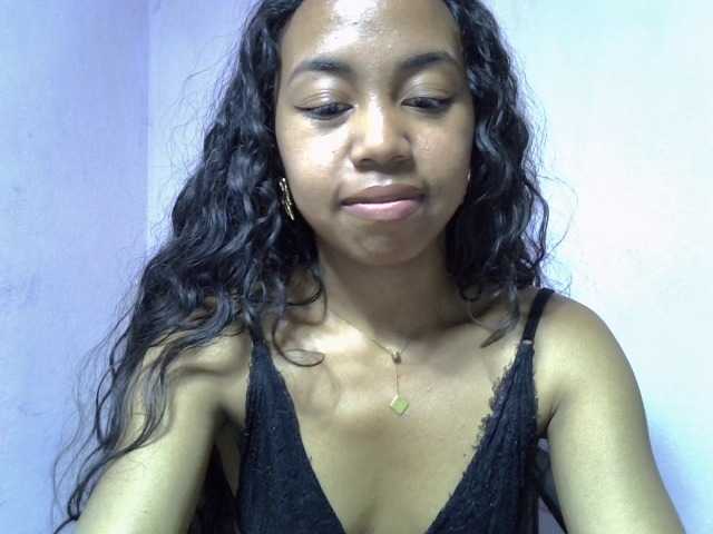 Oceane1 live cam on BongaCams