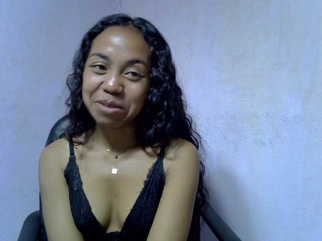 Oceane1 live cam on BongaCams