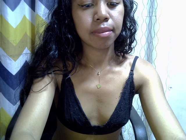 Oceane1 live cam on BongaCams