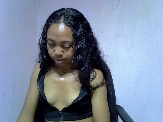Oceane1 live cam on BongaCams