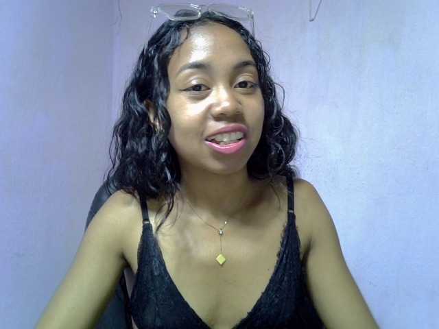 Oceane1 live cam on BongaCams