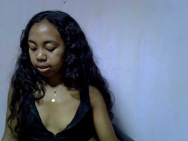 Oceane1 live cam on BongaCams