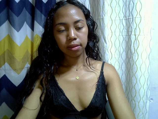 Oceane1 live cam on BongaCams