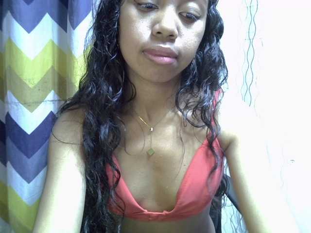 Oceane1 live cam on BongaCams