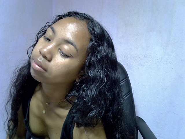Oceane1 live cam on BongaCams