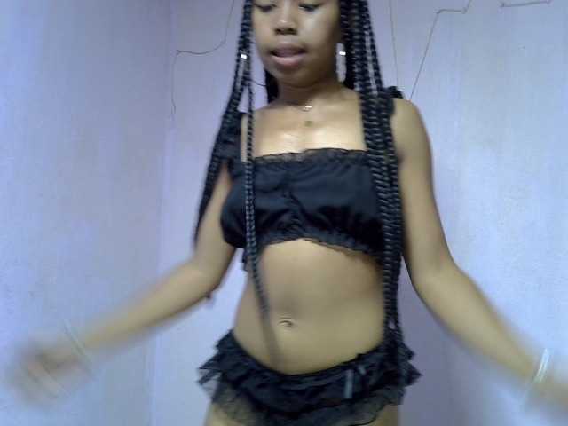 Oceane1 live cam on BongaCams