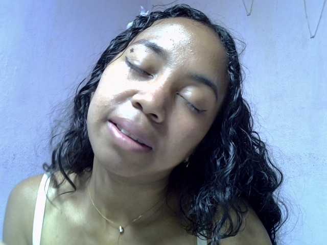 Oceane1 live cam on BongaCams