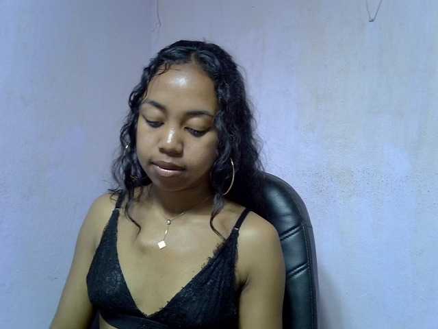 Oceane1 live cam on BongaCams