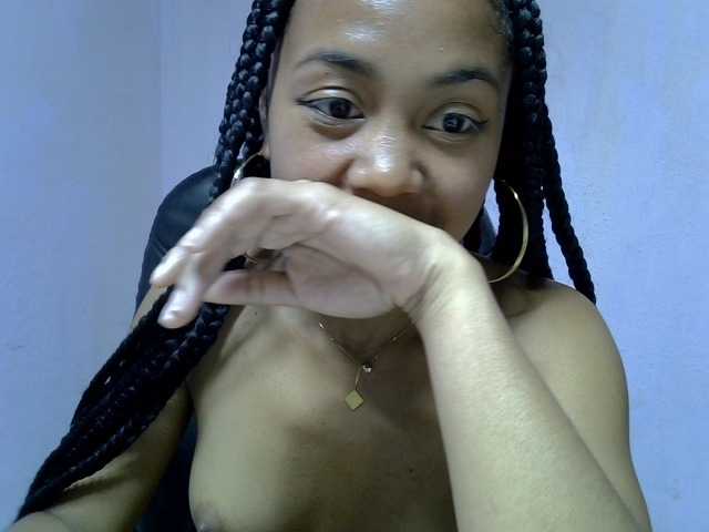 Oceane1 live cam on BongaCams
