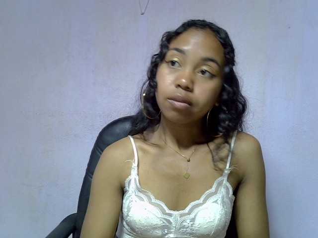 Oceane1 live cam on BongaCams