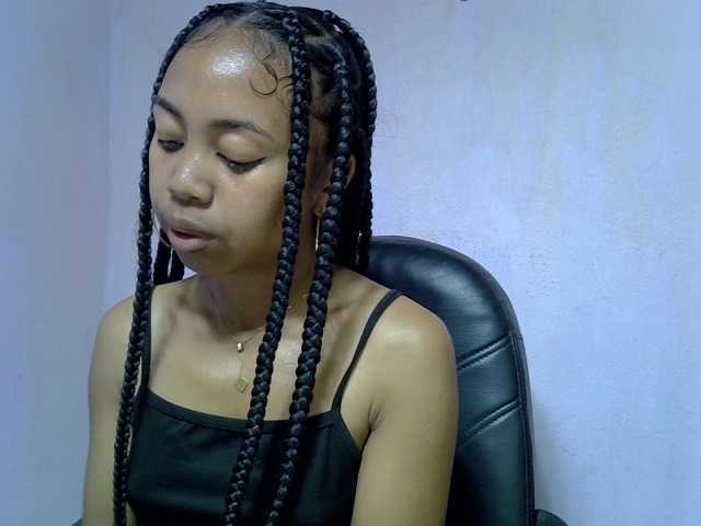 Oceane1 live cam on BongaCams