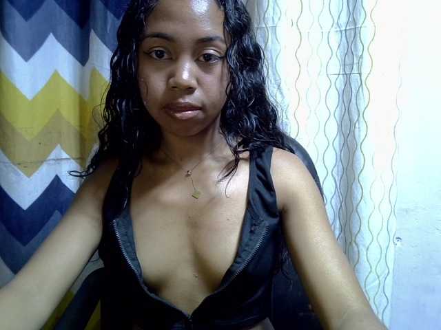 Oceane1 live cam on BongaCams