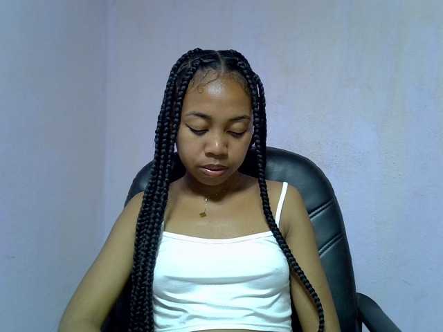 Oceane1 live cam on BongaCams