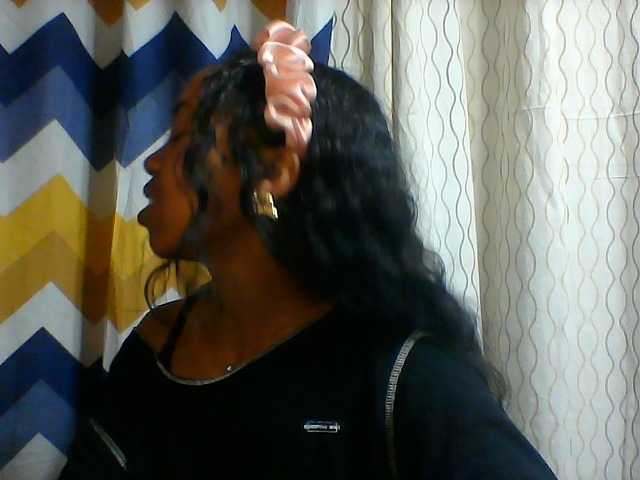 Oceane1 live cam on BongaCams