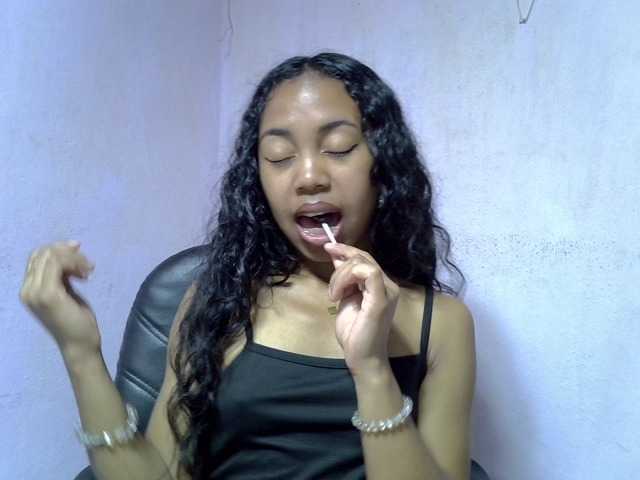 Oceane1 live cam on BongaCams