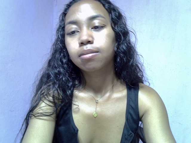 Oceane1 live cam on BongaCams