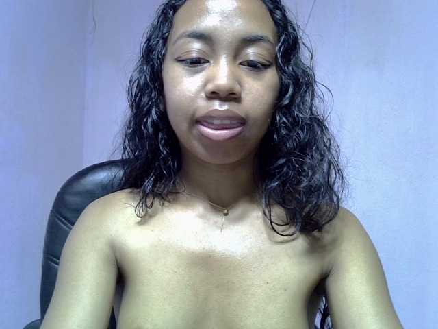 Oceane1 live cam on BongaCams