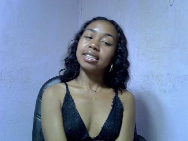 Oceane1 live cam on BongaCams