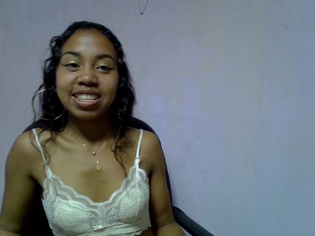 Oceane1 live cam on BongaCams