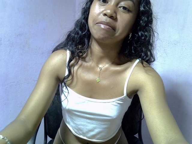 Oceane1 live cam on BongaCams