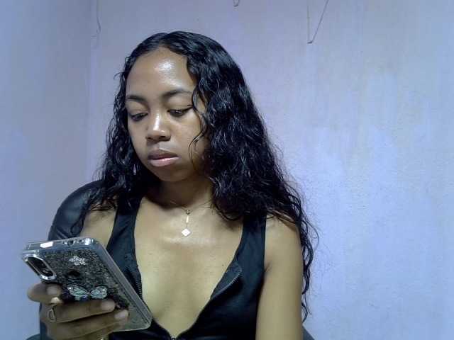 Oceane1 live cam on BongaCams