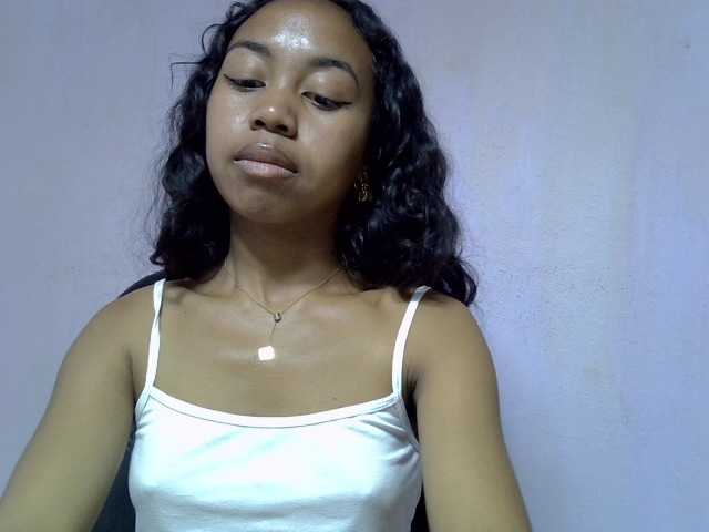 Oceane1 live cam on BongaCams