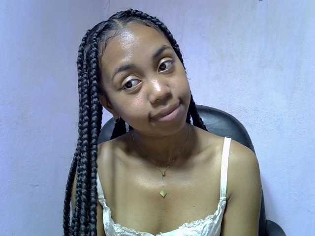 Oceane1 live cam on BongaCams