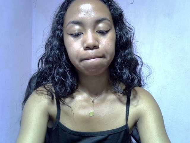 Oceane1 live cam on BongaCams