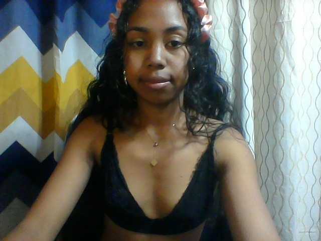 Oceane1 live cam on BongaCams