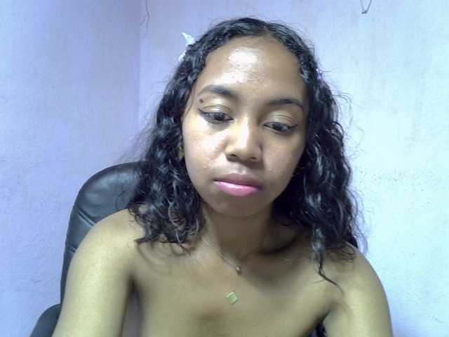 Oceane1, en vivo ahora en BongaCams