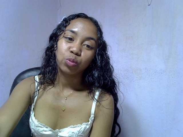 Oceane1 live cam on BongaCams