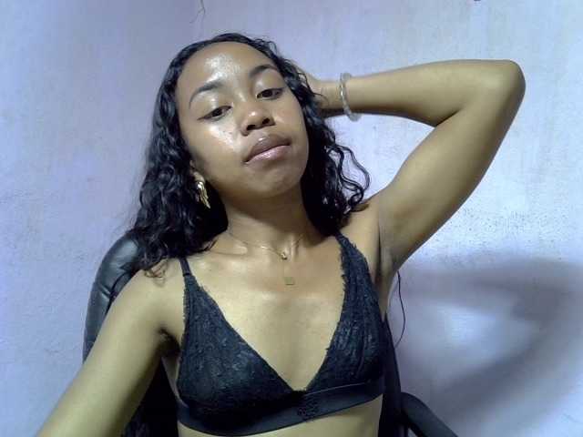 Oceane1 live cam on BongaCams