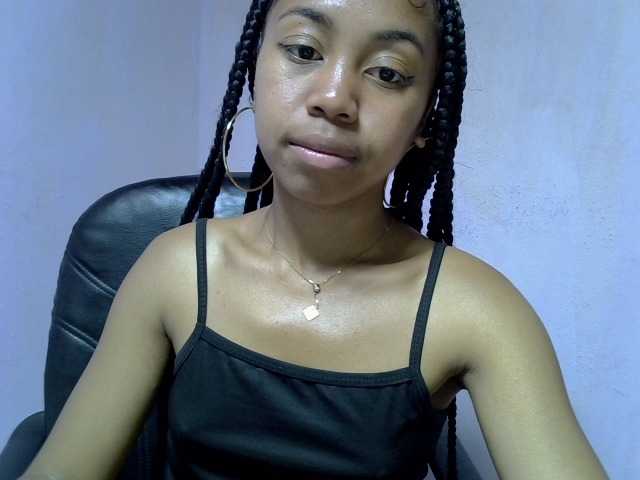 Oceane1 live cam on BongaCams