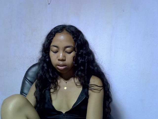 Oceane1 live cam on BongaCams