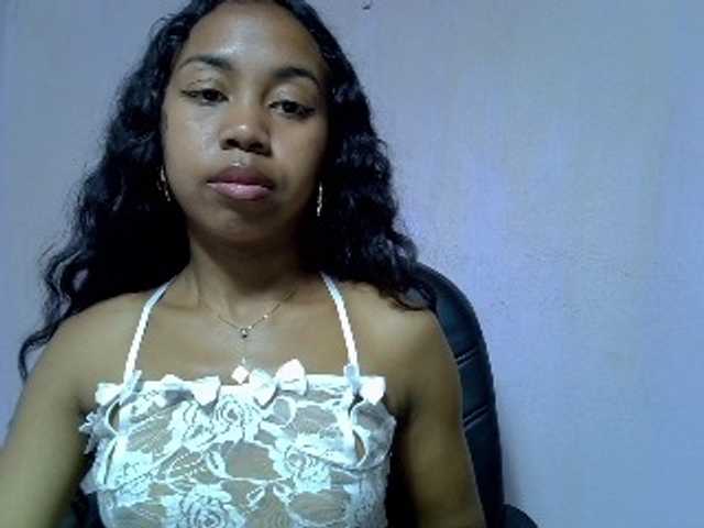 Oceane1 live cam on BongaCams