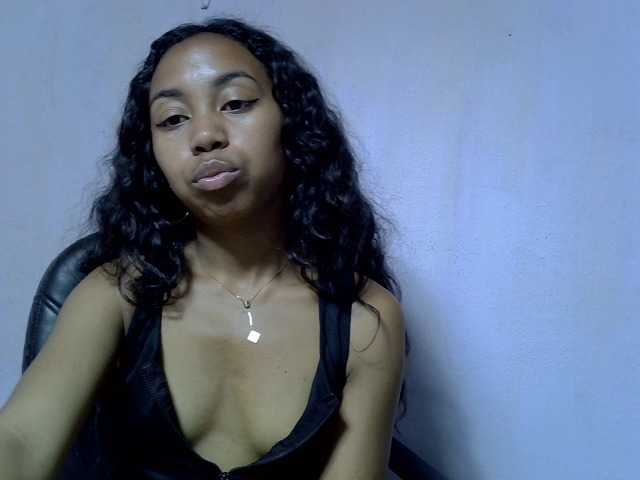 Oceane1 live cam on BongaCams