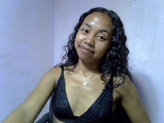 Oceane1 live cam on BongaCams