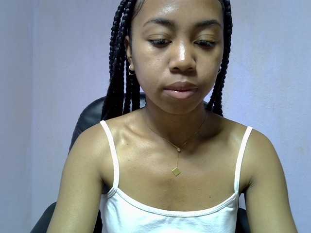 Oceane1 live cam on BongaCams
