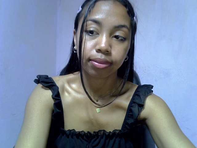 Oceane1 live cam on BongaCams