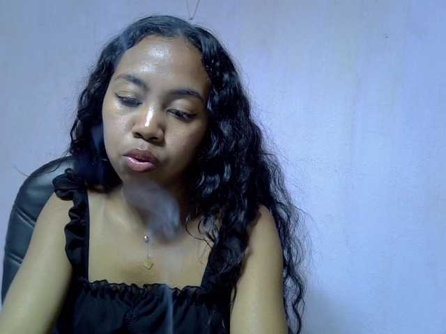 Oceane1 live cam on BongaCams